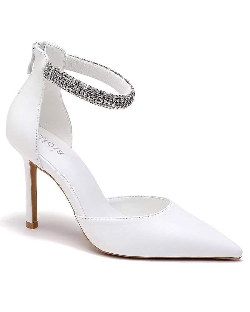 Escarpin blanc avec detail argentée dans la cheville