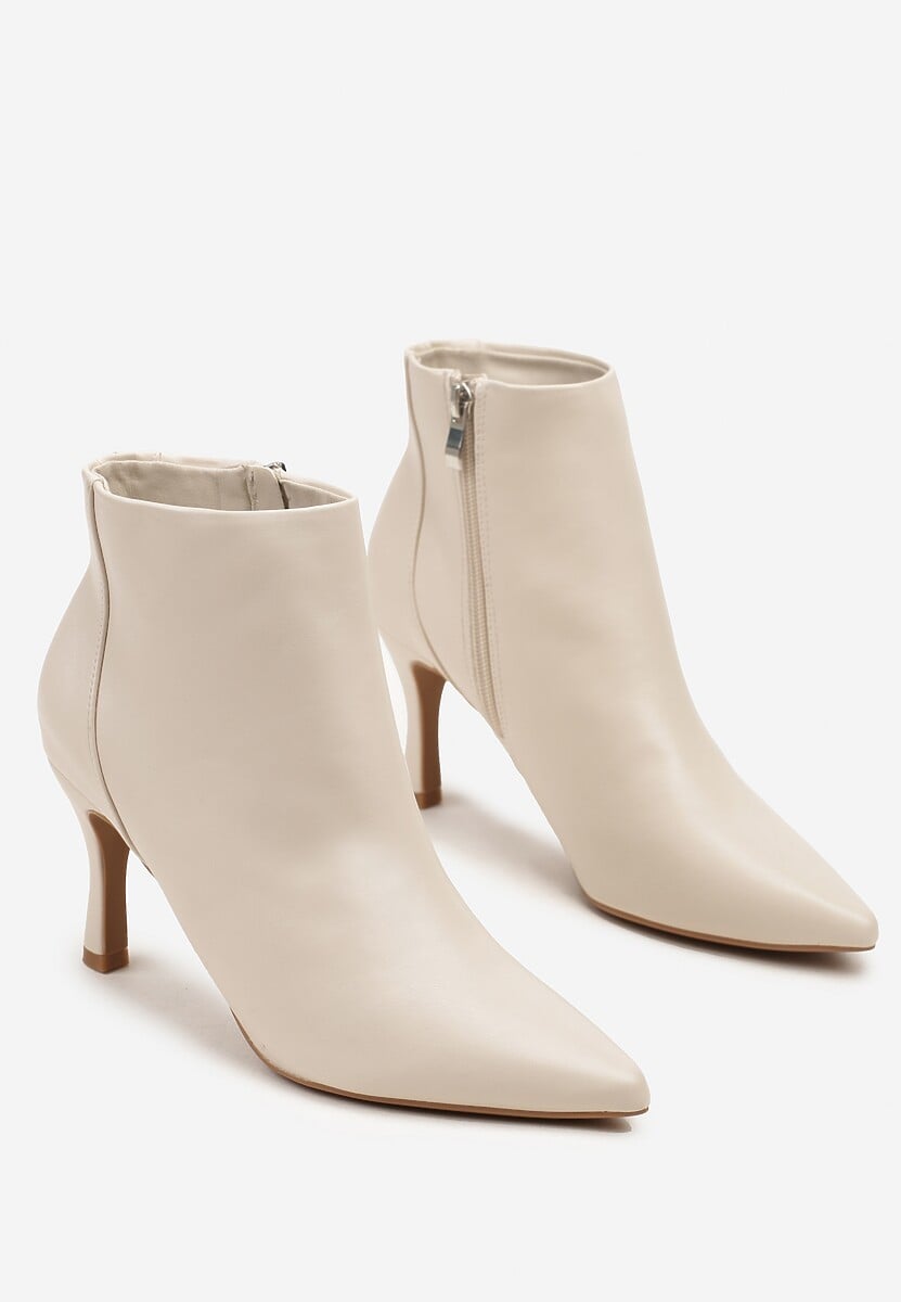Bottines beiges à talons aiguilles pointues