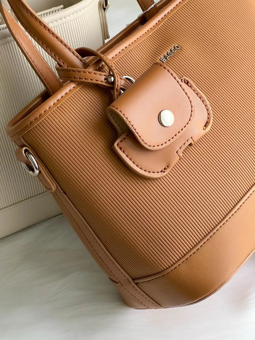 Sac à main BAGCO — Élégance et Polyvalence (Copie)