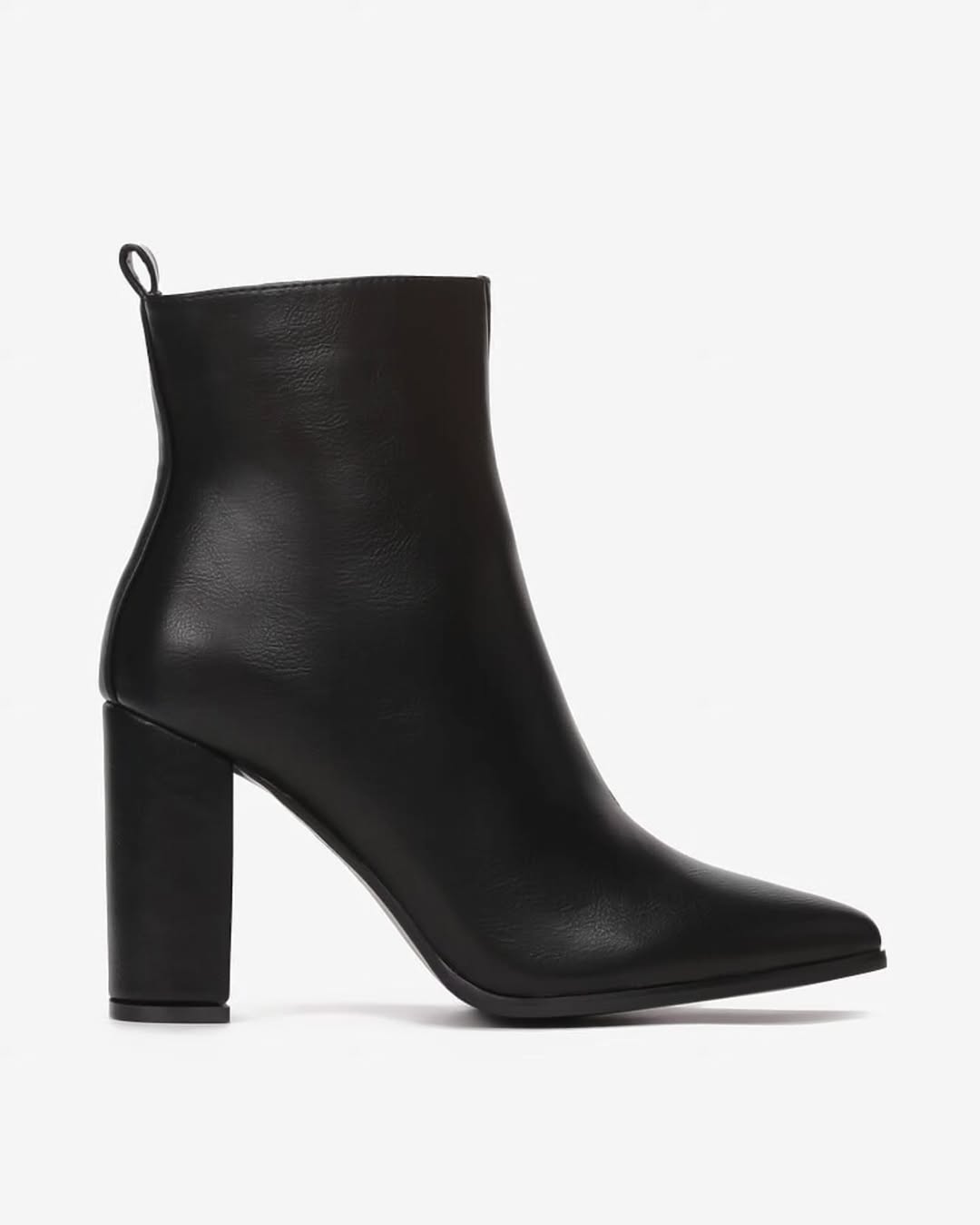 Bottines Classiques Noires à Talon Bloc | L'Allure Chic Assurée