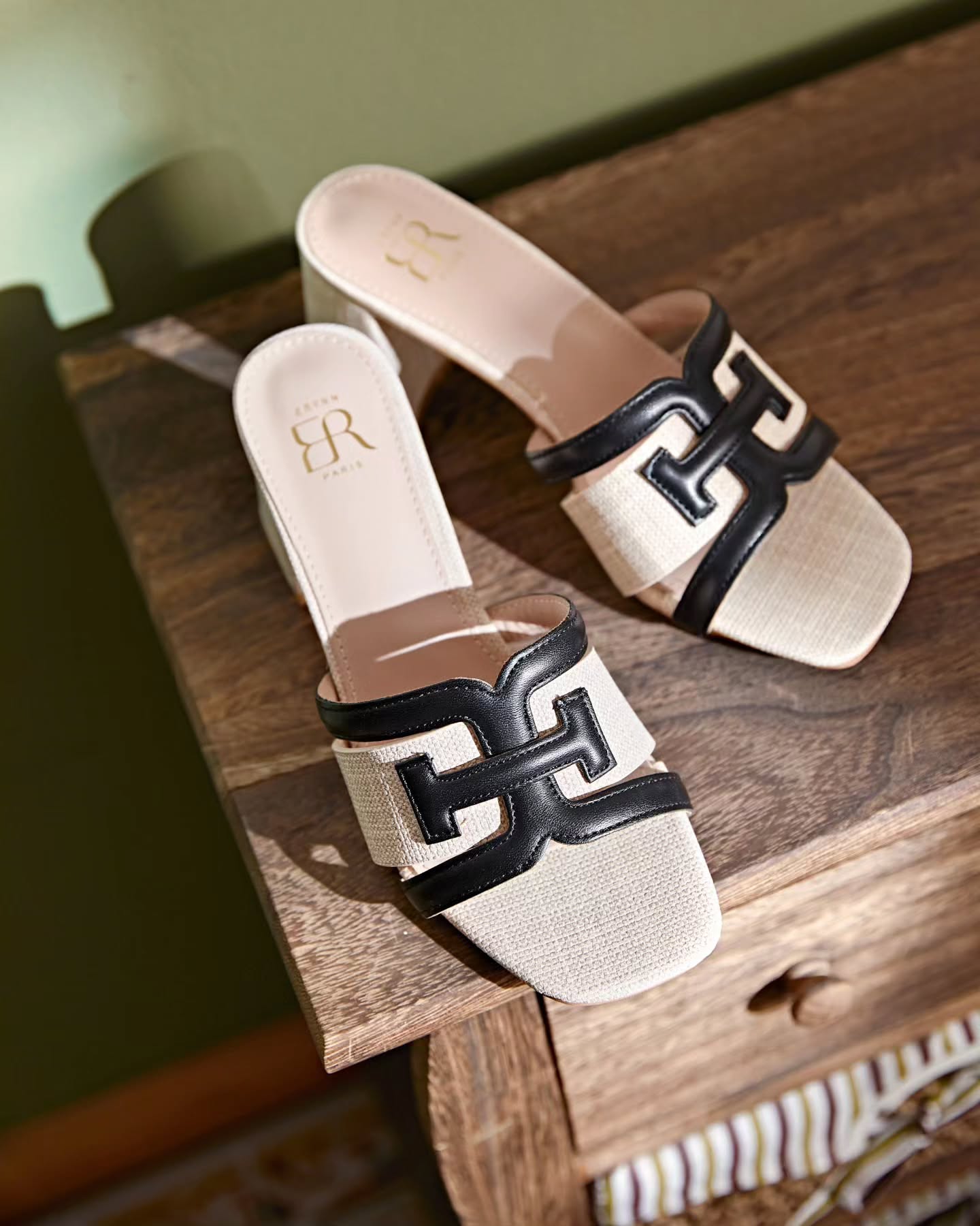 Mule en textile à talon carré