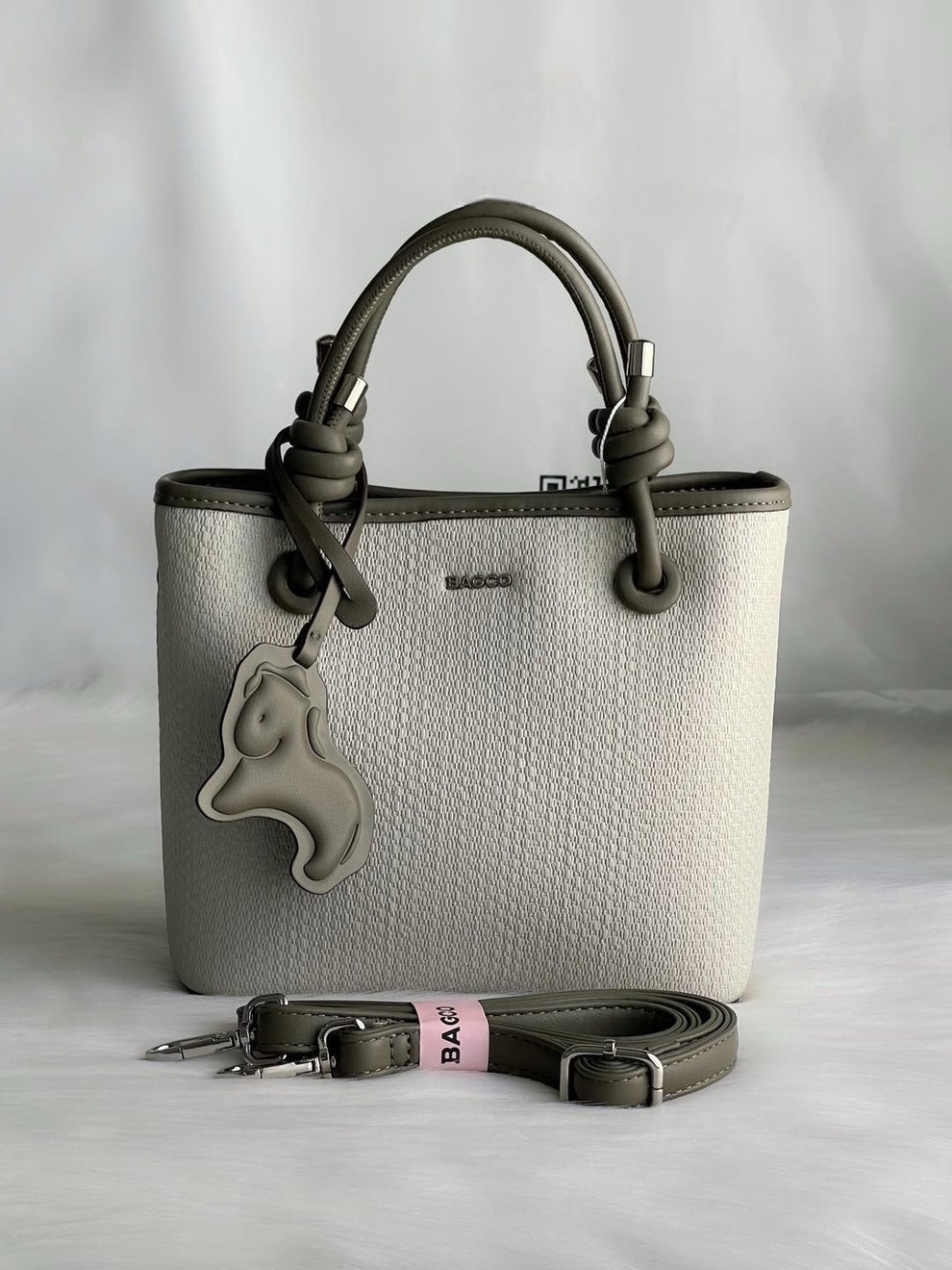 Sac à main BAGCO – Élégance douce