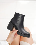 Bottine noire courte élégante à talon carré avec plateforme confortable