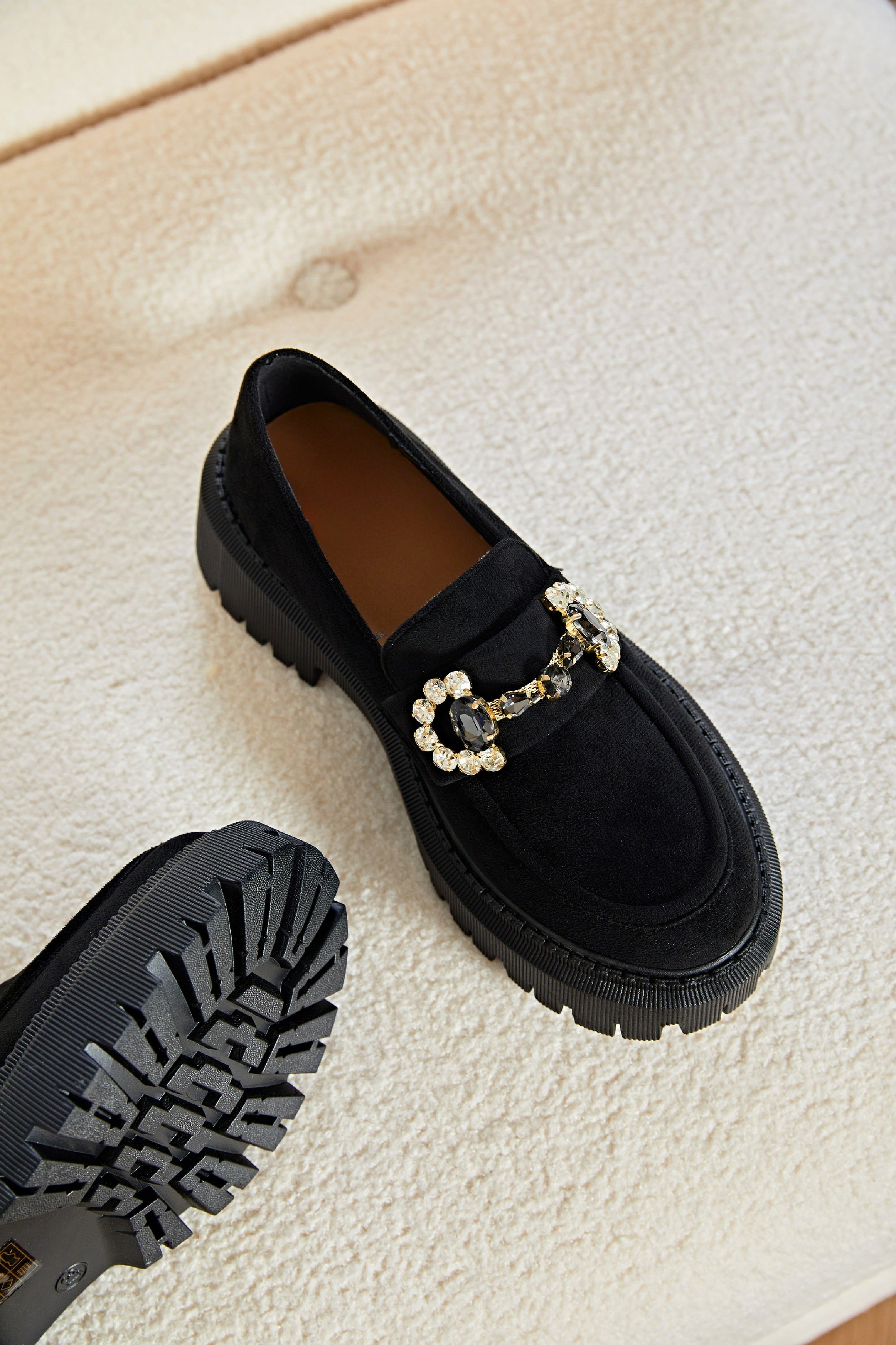 Mocassin noir en daim