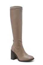 Cavalière beige foncé avec talon