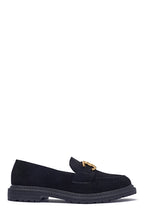 Mocassin en daim noir avec bijou doré