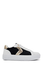 Basket noir et blanche avec details doré