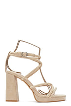 Sandale beige à talon carré