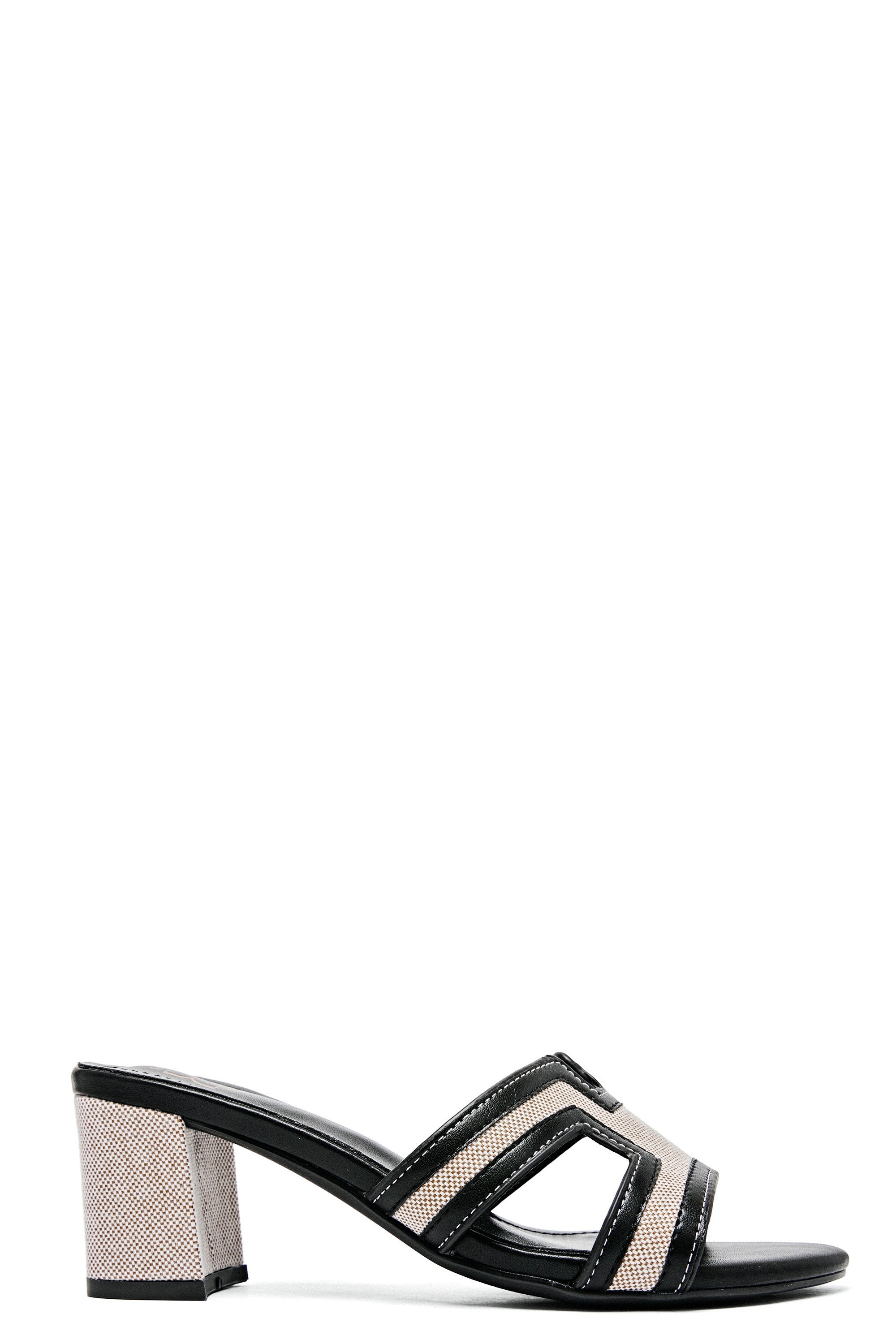 Mule noir à talon carré