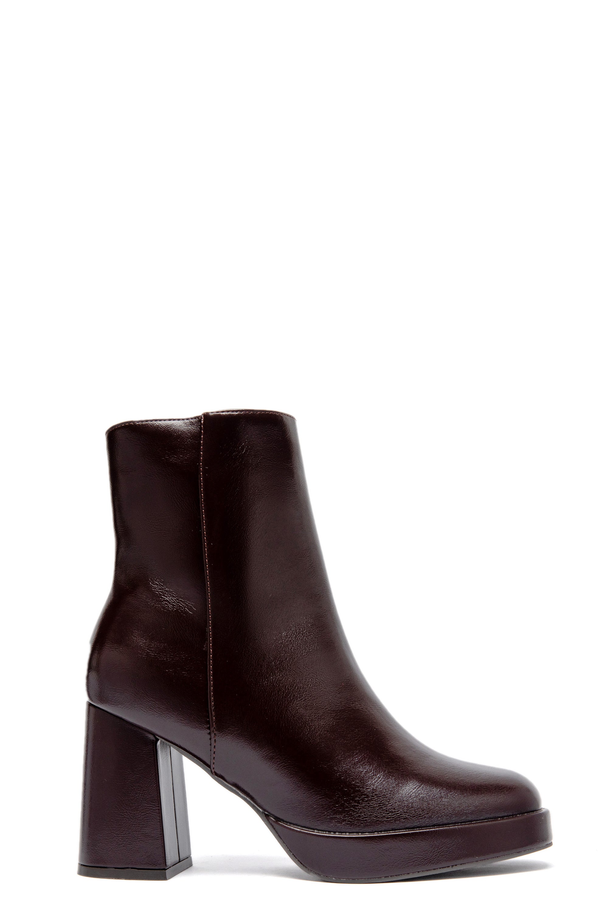 Bottine à talon haut verni marron