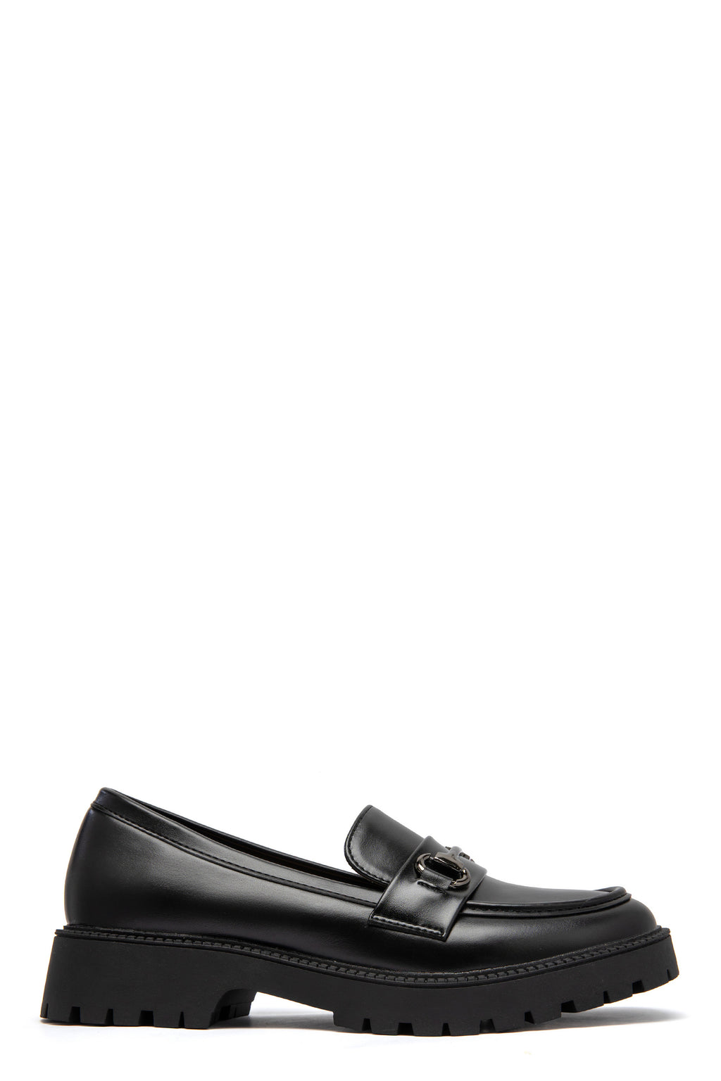 Mocassins noirs à semelle épaisse et boucle métallique