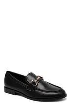 Mocassins noirs élégants à boucle dorée