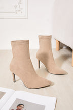 Bottines Effet Chaussette en Suédine Beiges à Talon Aiguille