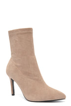 Bottines Effet Chaussette en Suédine Beiges à Talon Aiguille