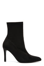 Bottines Effet Chaussette en Suédine Noires à Talon Aiguille