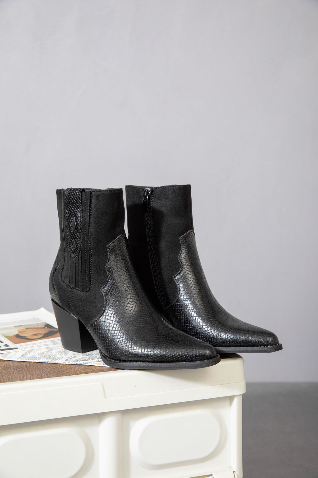 Bottines Style Santiags Bimatière – Noir Effet Serpent