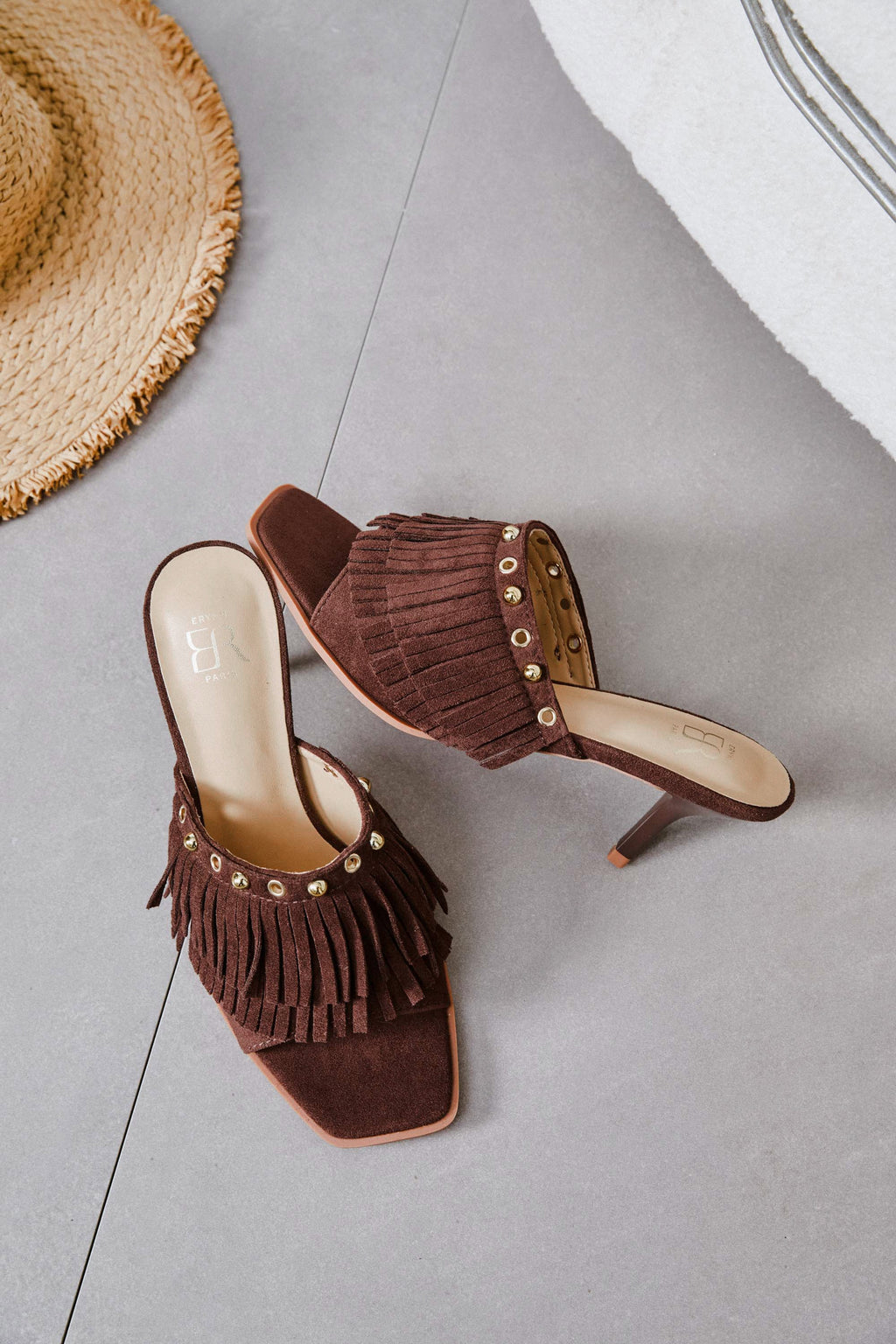 Mules à Talons Erynn Paris – Style Boho-Chic avec Franges et Œillets