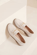 Mocassins Classiques en Suédine Beige avec Mors Doré