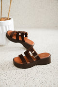 Sandales Plateformes "Sienne" – Marron Suédé & Boucle Dorée