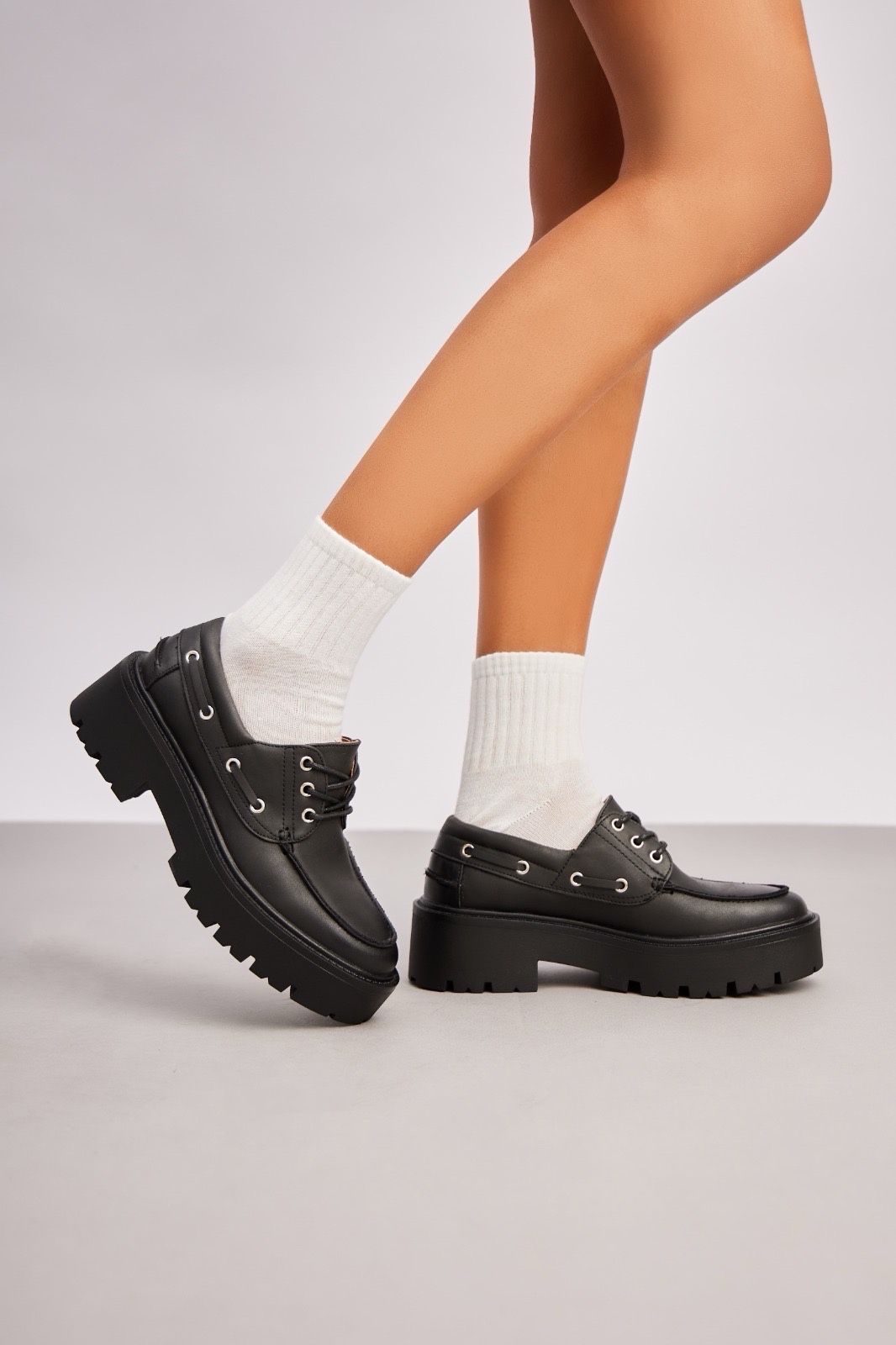 Mocassins Bateau Noirs à Semelle Crantée | Le Style Chunky