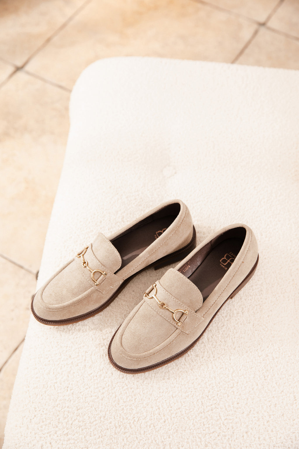 Mocassins en suédine beige chocolat avec mors doré