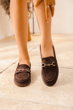 Mocassins en suédine marron chocolat avec mors doré