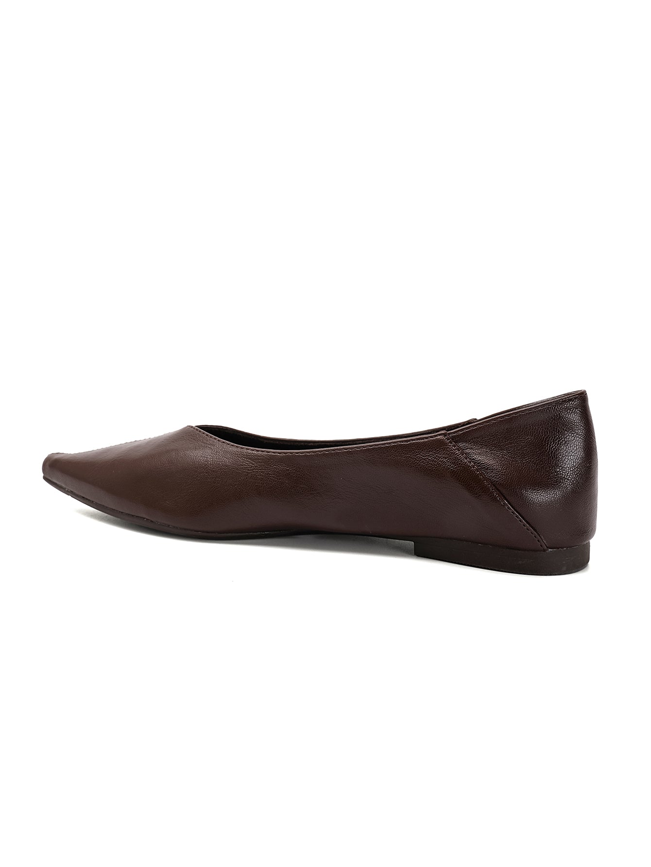 Ballerines plates en marron à bout pointu