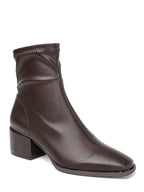 Bottines Marron à Talon Carré et Bout Carré – Style Rétro Moderne