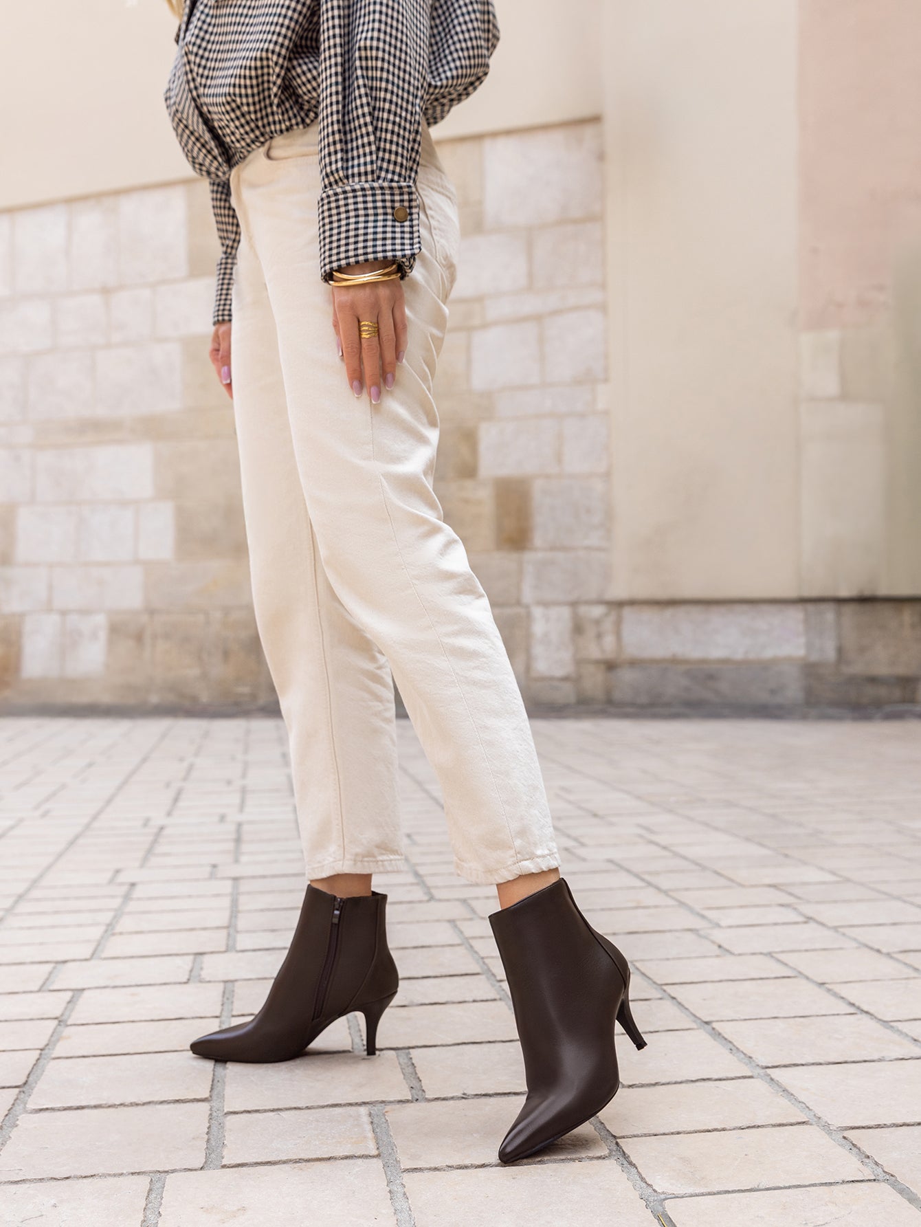 Bottines à talons aiguilles marron